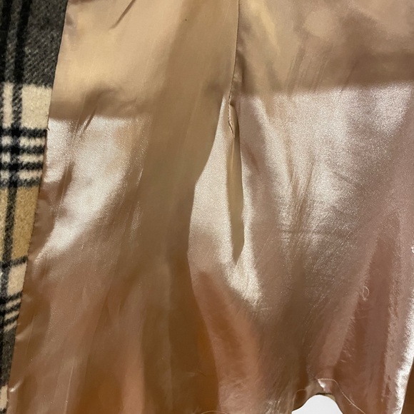 Vintage 1970’s Plaid Wool Coat - Picture 11 of 14